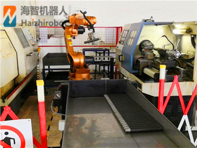 車床上下料機器人