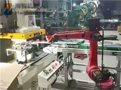 單工位衝壓機械手