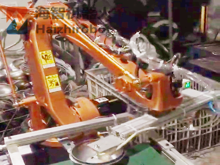 衝床自動機械手