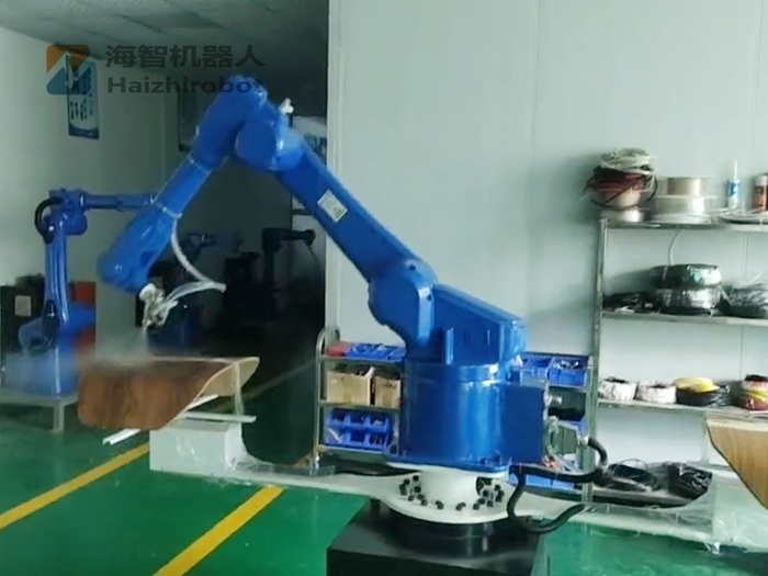 椅子板噴漆機器人
