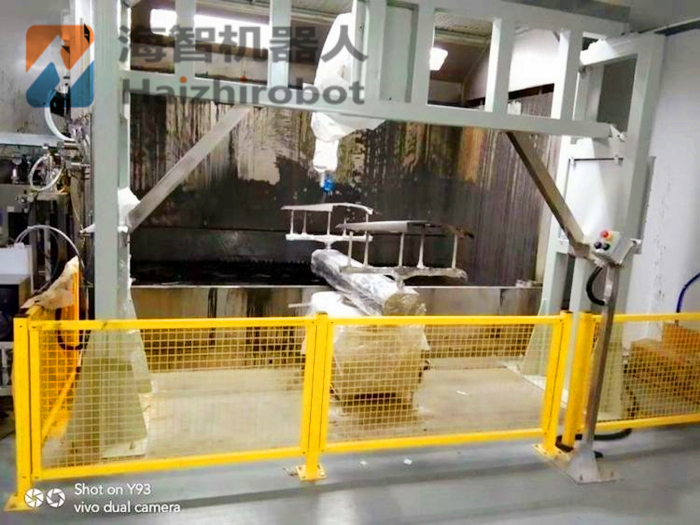 龍門機器人噴漆 機械臂自動塗裝(圖1) 龍門機器人噴漆 機械臂自動塗裝(圖1)