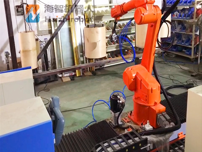 機器人跟蹤噴塗 在線移動同步跟蹤控製(圖1)