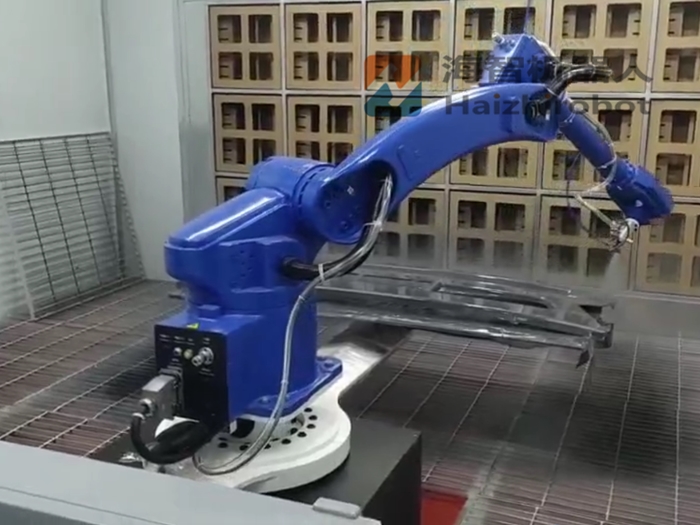 貨車保險杠噴漆 機器人自動噴塗大件(圖1)